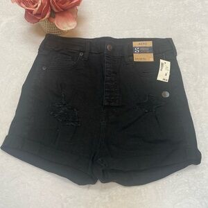 AERO NWT Size 12 Black Distressed Super High Rise Curvy Short Seriously Stretchy